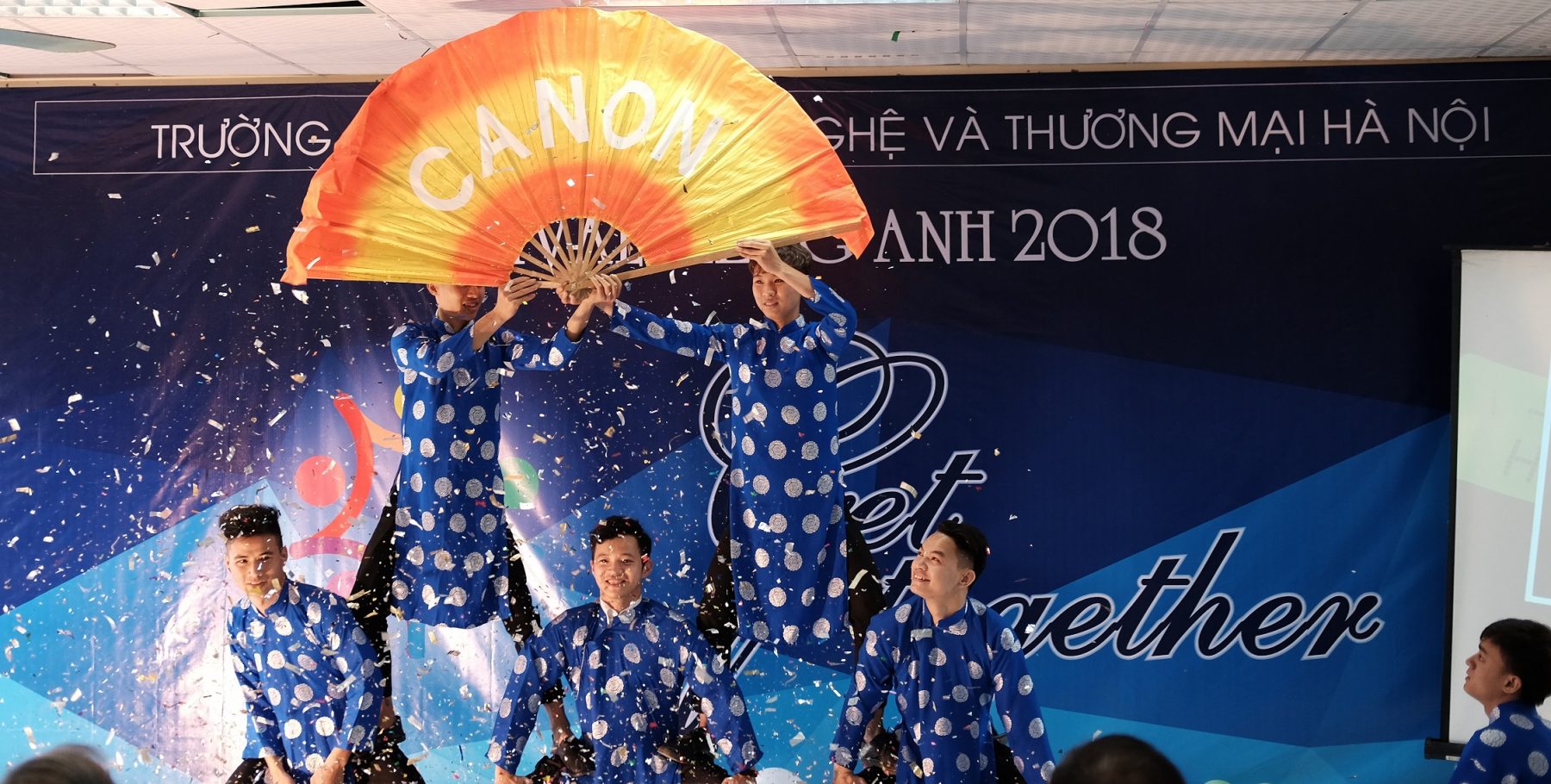 Festival Tiếng Anh 2018 – HTT